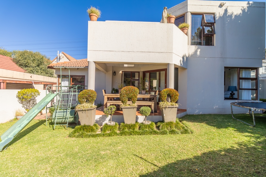3 Bedroom Property for Sale in Magaliessig Gauteng