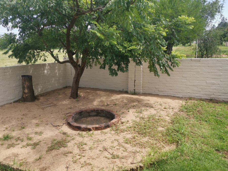 4 Bedroom Property for Sale in Muldersdrift Gauteng