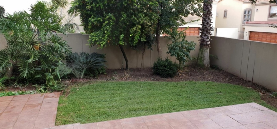 To Let 3 Bedroom Property for Rent in Barbeque Downs Gauteng