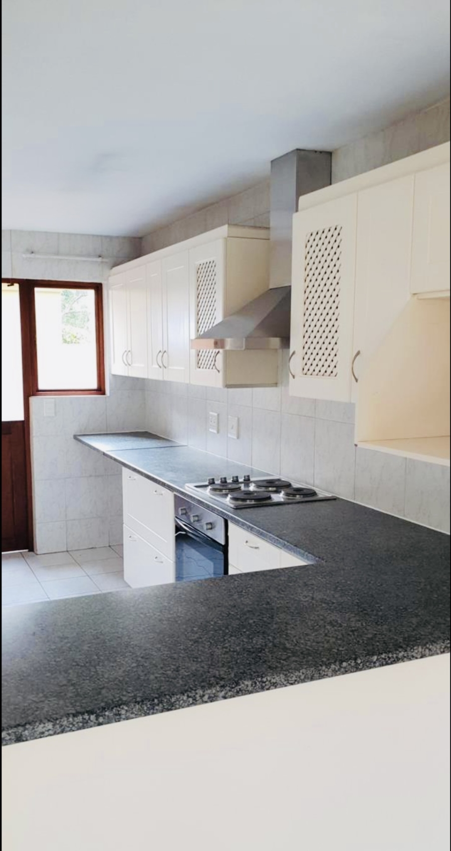 To Let 3 Bedroom Property for Rent in Barbeque Downs Gauteng