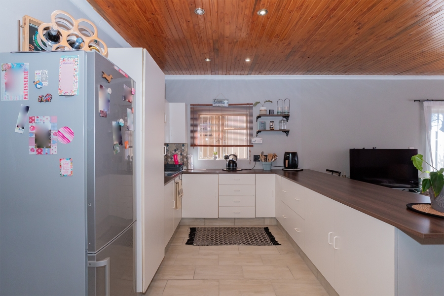 4 Bedroom Property for Sale in Birchleigh Gauteng