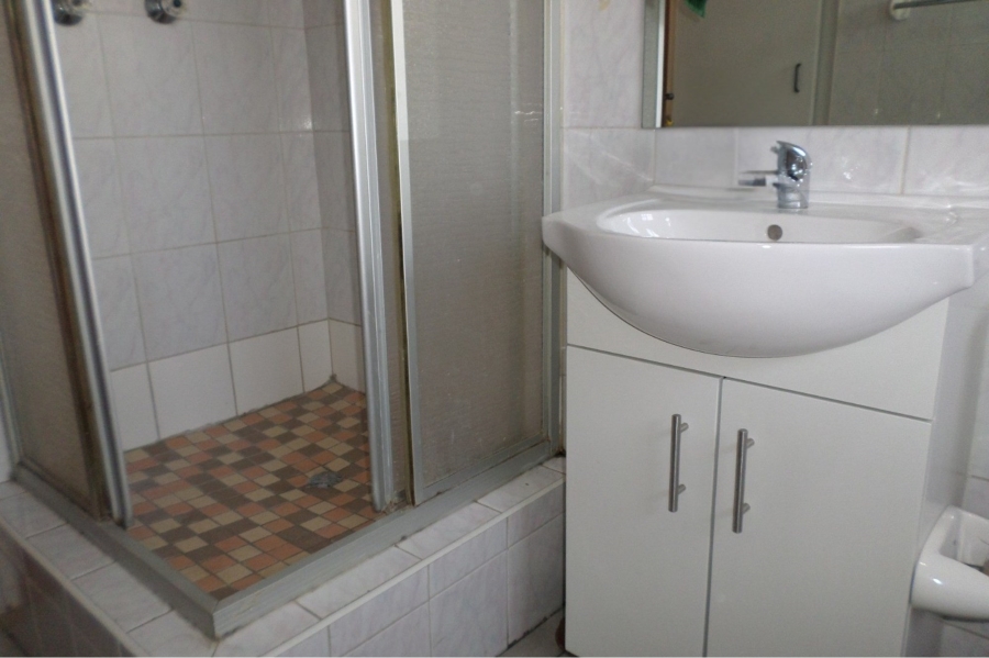 2 Bedroom Property for Sale in Freeway Park Gauteng