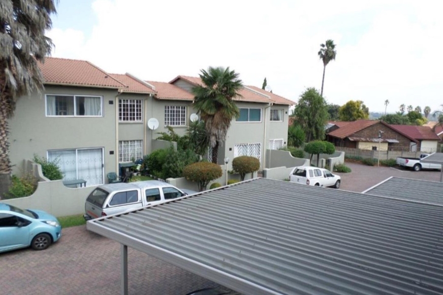 2 Bedroom Property for Sale in Freeway Park Gauteng
