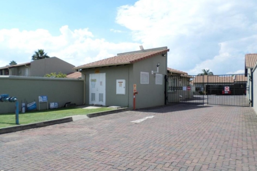 2 Bedroom Property for Sale in Freeway Park Gauteng