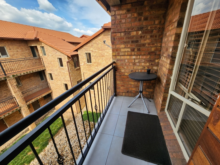 1 Bedroom Property for Sale in Wapadrand Gauteng