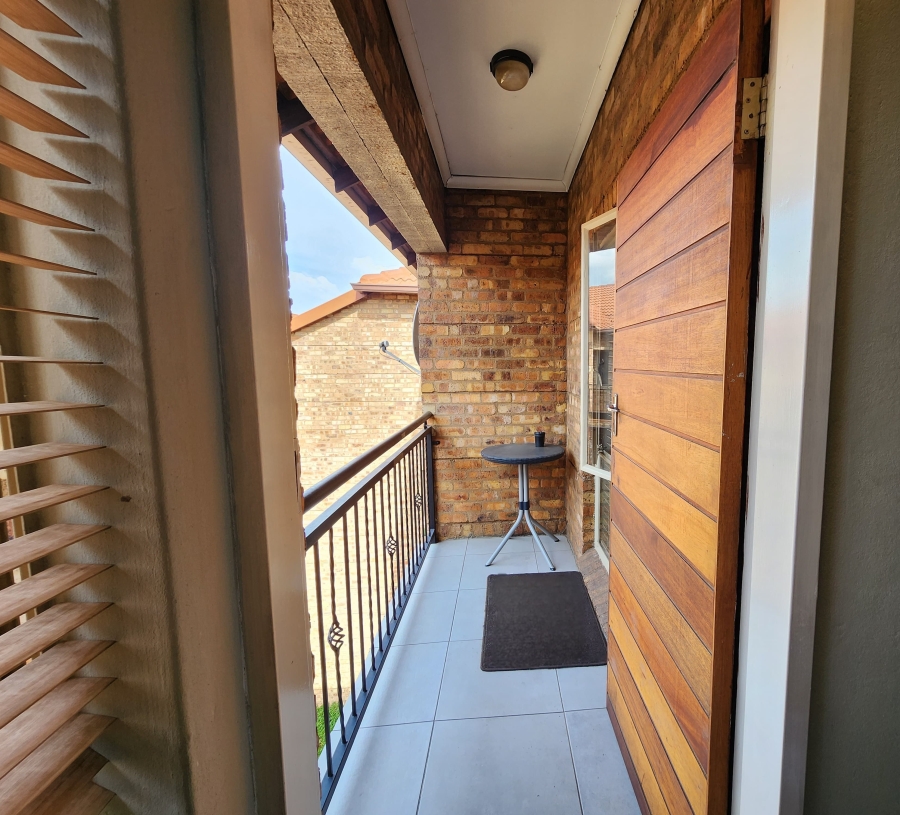 1 Bedroom Property for Sale in Wapadrand Gauteng