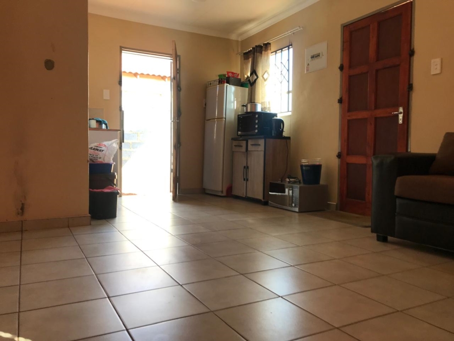 2 Bedroom Property for Sale in Lufhereng Gauteng