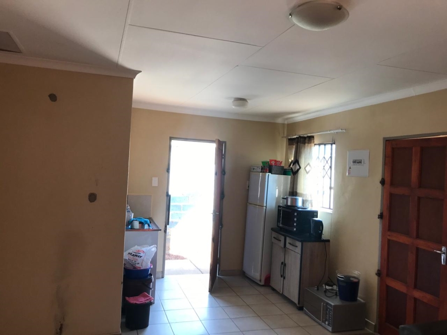 2 Bedroom Property for Sale in Lufhereng Gauteng