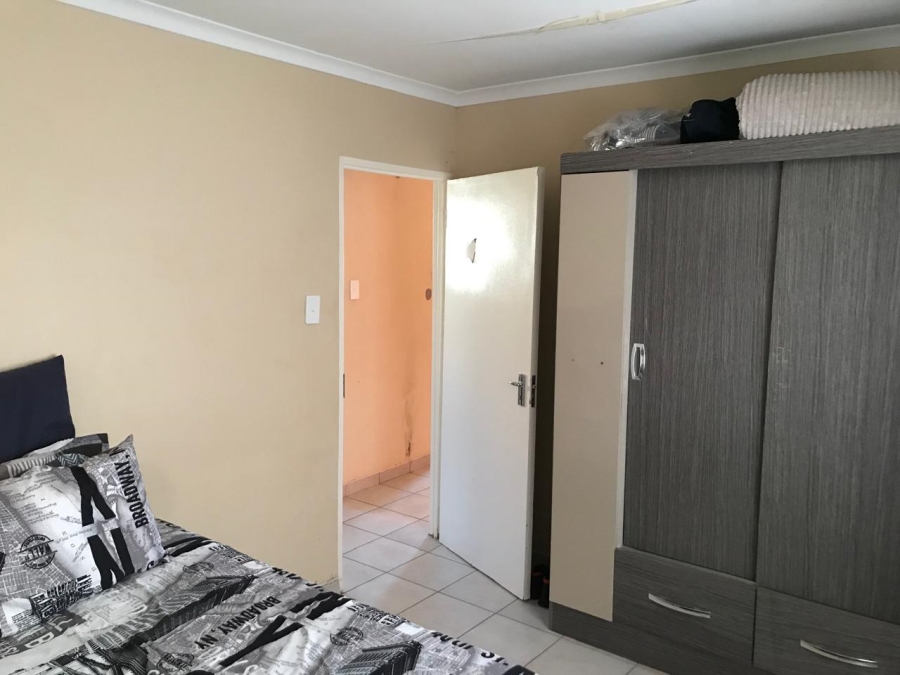 2 Bedroom Property for Sale in Lufhereng Gauteng