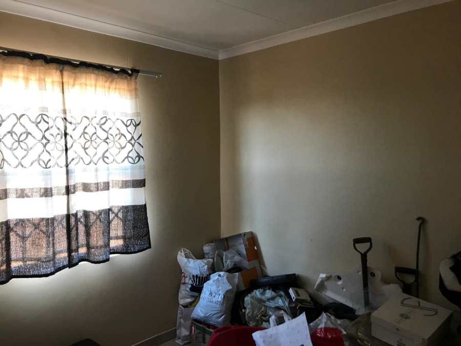 2 Bedroom Property for Sale in Lufhereng Gauteng