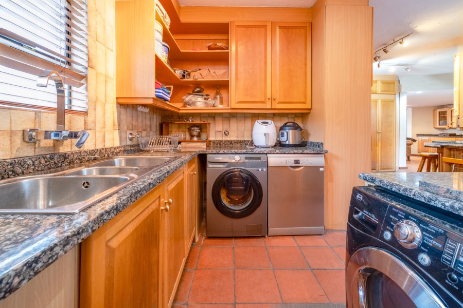4 Bedroom Property for Sale in Robin Hills Gauteng