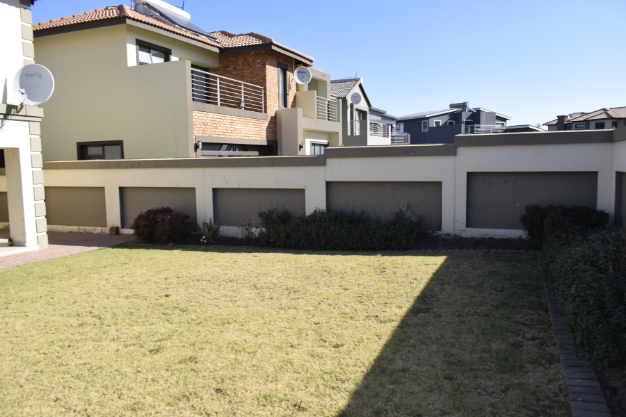 2 Bedroom Property for Sale in Helderwyk Gauteng