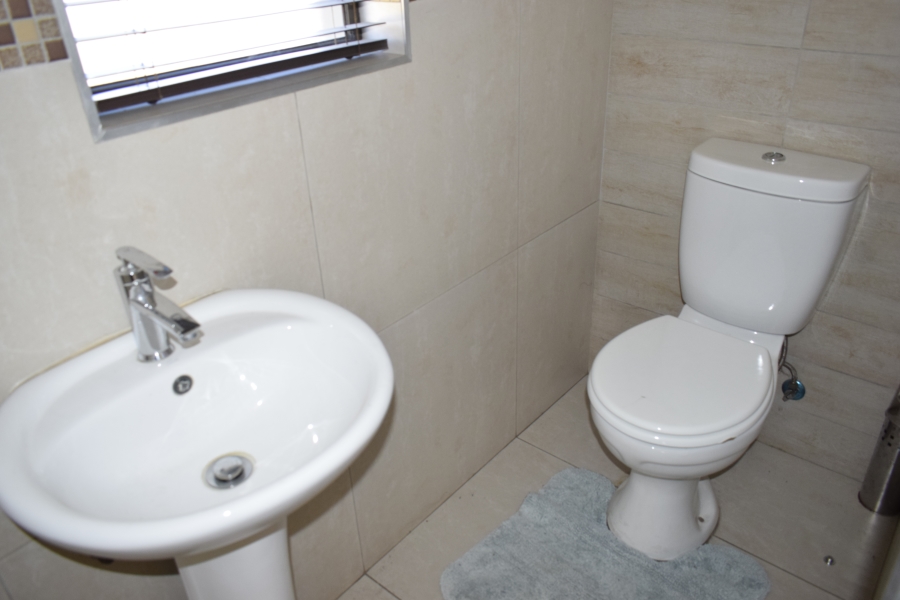 2 Bedroom Property for Sale in Helderwyk Gauteng