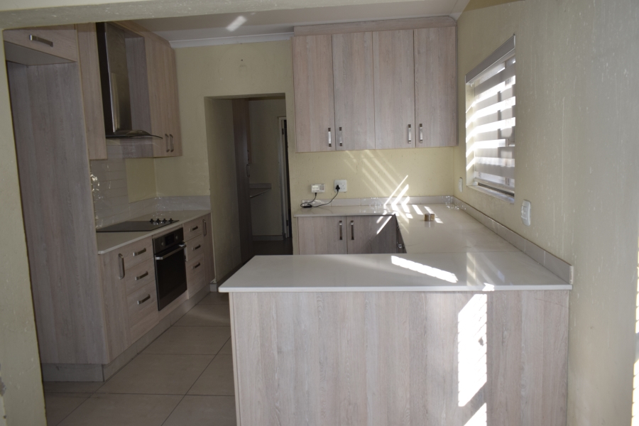 2 Bedroom Property for Sale in Helderwyk Gauteng