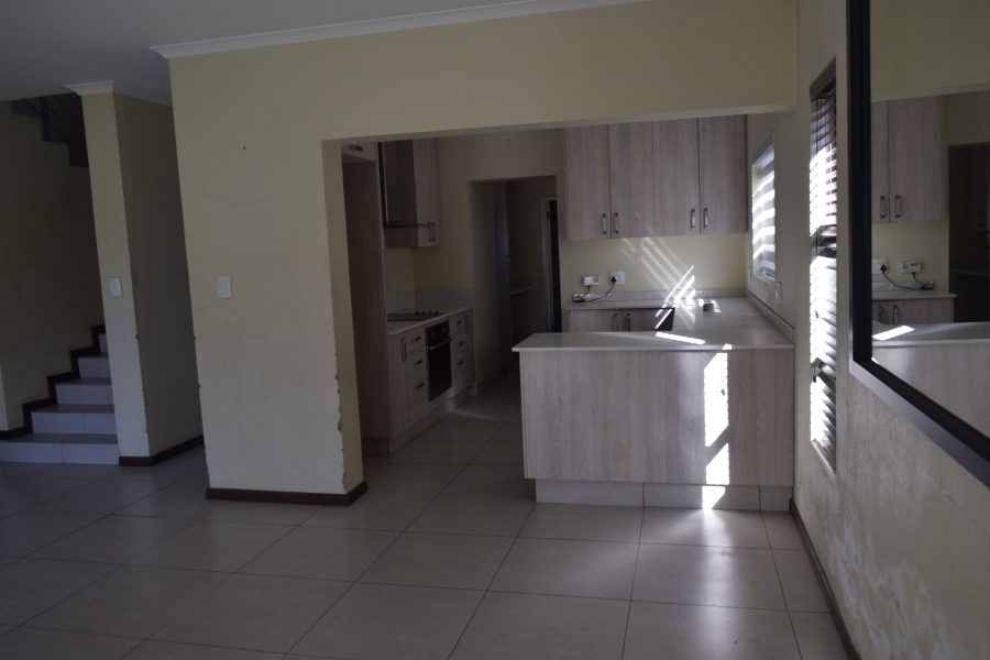 2 Bedroom Property for Sale in Helderwyk Gauteng