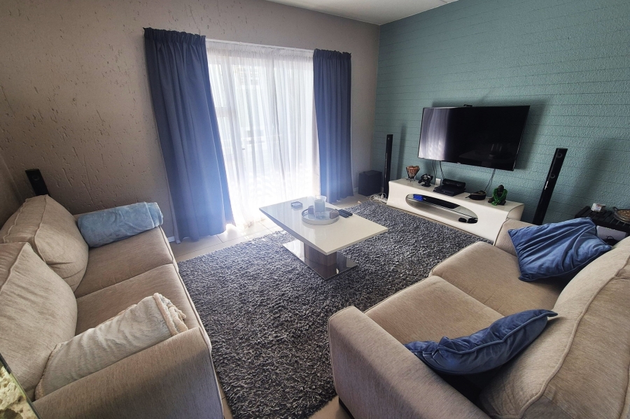 To Let 2 Bedroom Property for Rent in Paulshof Gauteng
