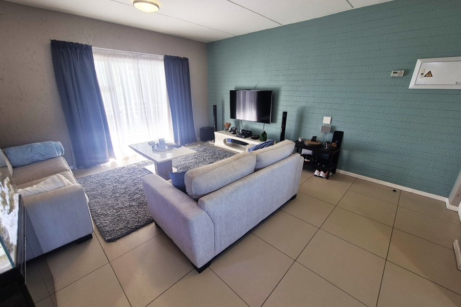 To Let 2 Bedroom Property for Rent in Paulshof Gauteng