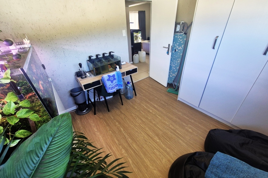 To Let 2 Bedroom Property for Rent in Paulshof Gauteng