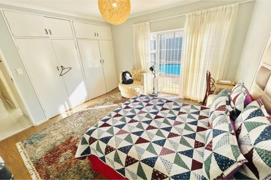 6 Bedroom Property for Sale in Mayfield Park Gauteng