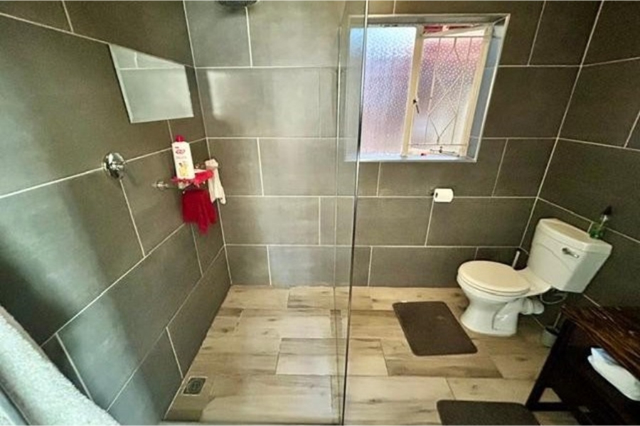 6 Bedroom Property for Sale in Mayfield Park Gauteng