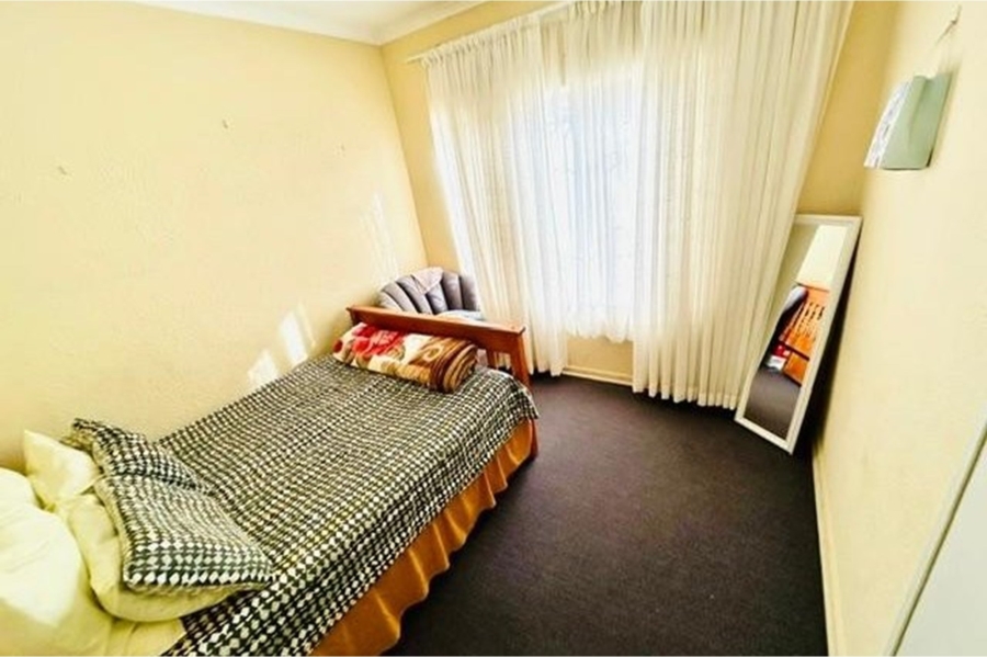 6 Bedroom Property for Sale in Mayfield Park Gauteng