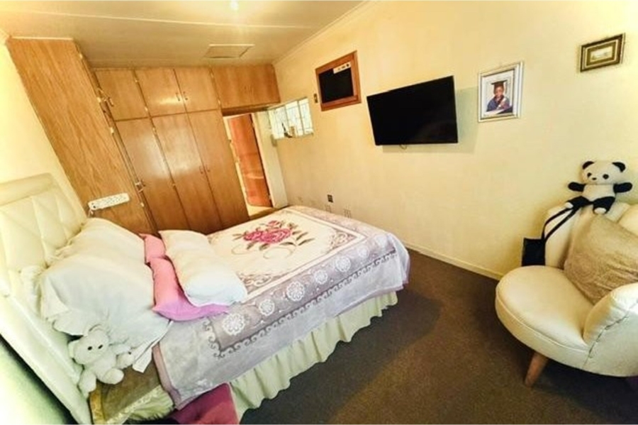 6 Bedroom Property for Sale in Mayfield Park Gauteng