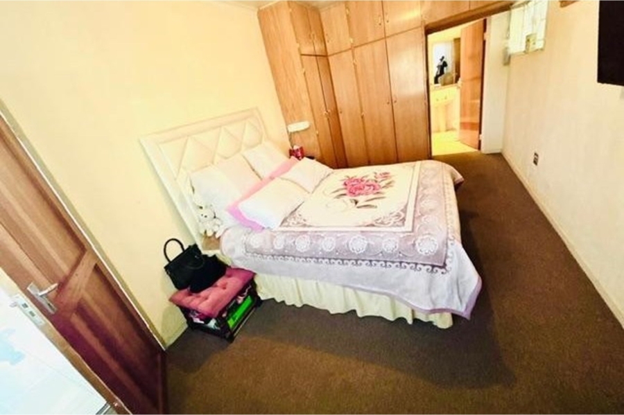 6 Bedroom Property for Sale in Mayfield Park Gauteng
