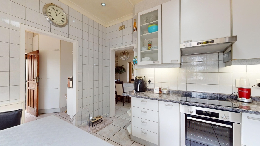 4 Bedroom Property for Sale in Dawnview Gauteng