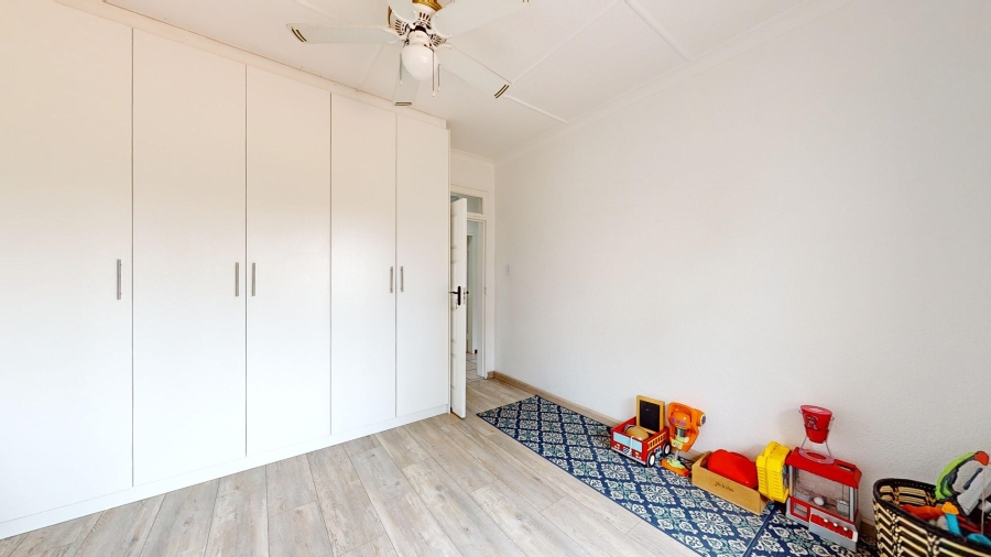 4 Bedroom Property for Sale in Dawnview Gauteng