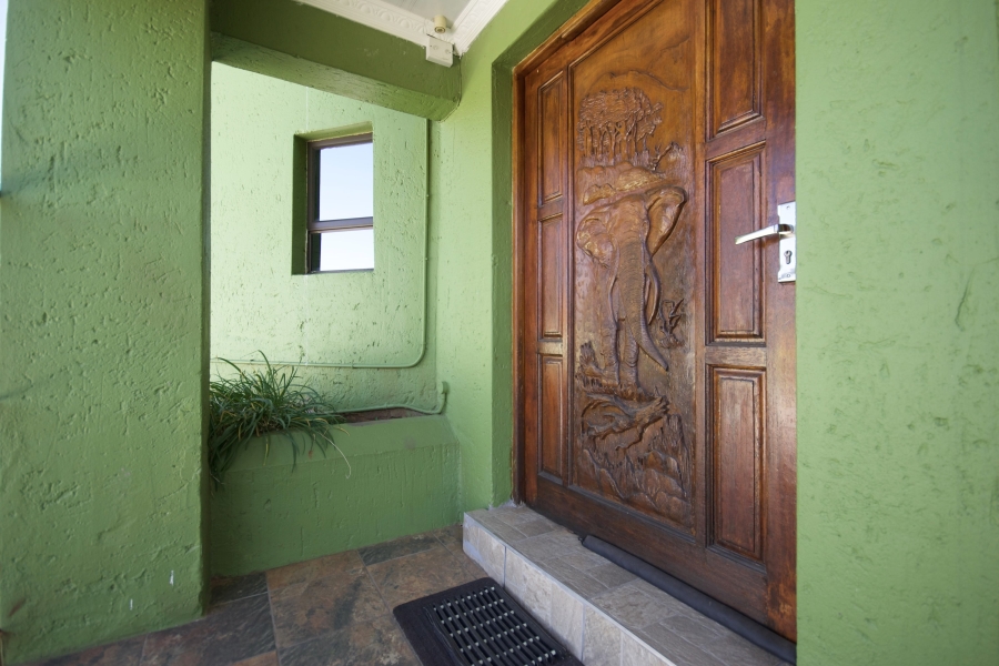 3 Bedroom Property for Sale in Rangeview Gauteng
