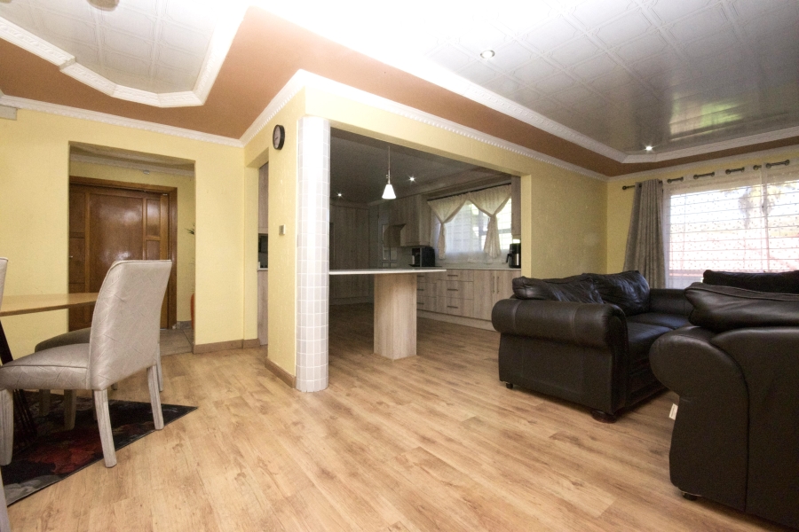 3 Bedroom Property for Sale in Rangeview Gauteng