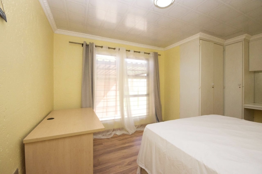 3 Bedroom Property for Sale in Rangeview Gauteng