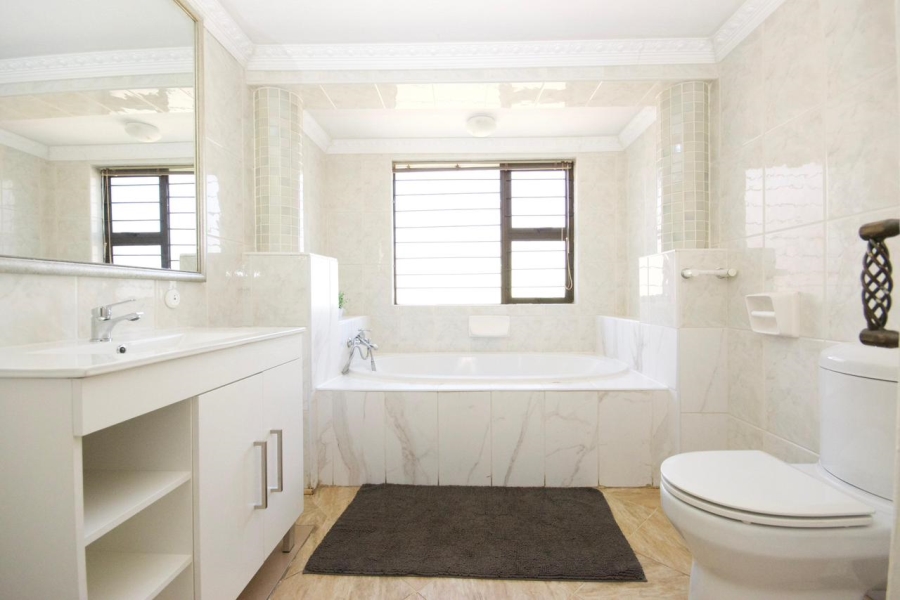 3 Bedroom Property for Sale in Rangeview Gauteng
