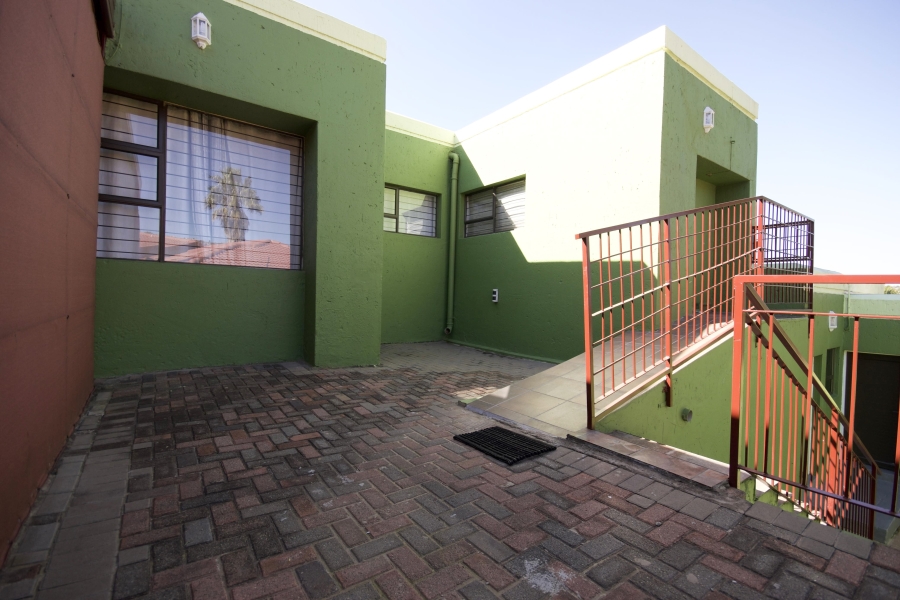 3 Bedroom Property for Sale in Rangeview Gauteng