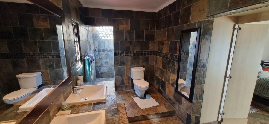 4 Bedroom Property for Sale in Brackendowns Gauteng