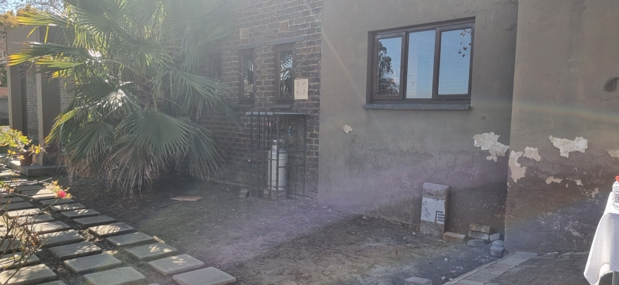 4 Bedroom Property for Sale in Brackendowns Gauteng