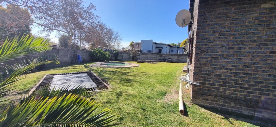 4 Bedroom Property for Sale in Brackendowns Gauteng
