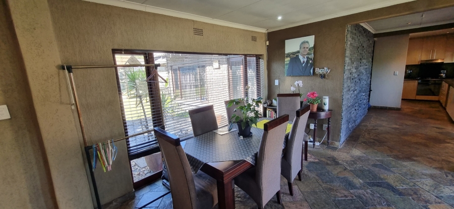 4 Bedroom Property for Sale in Brackendowns Gauteng