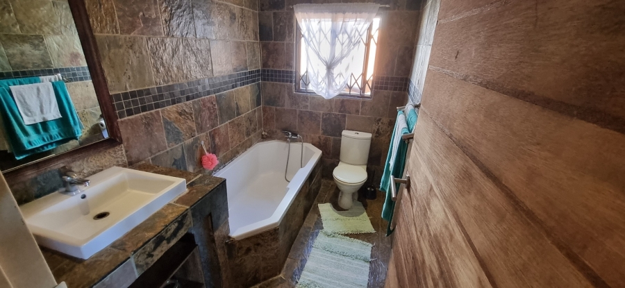 4 Bedroom Property for Sale in Brackendowns Gauteng