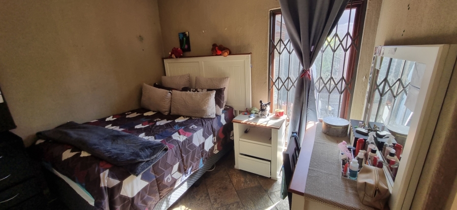 4 Bedroom Property for Sale in Brackendowns Gauteng