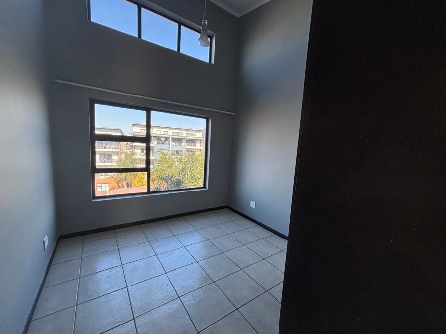 To Let 2 Bedroom Property for Rent in Greenstone Gate Gauteng