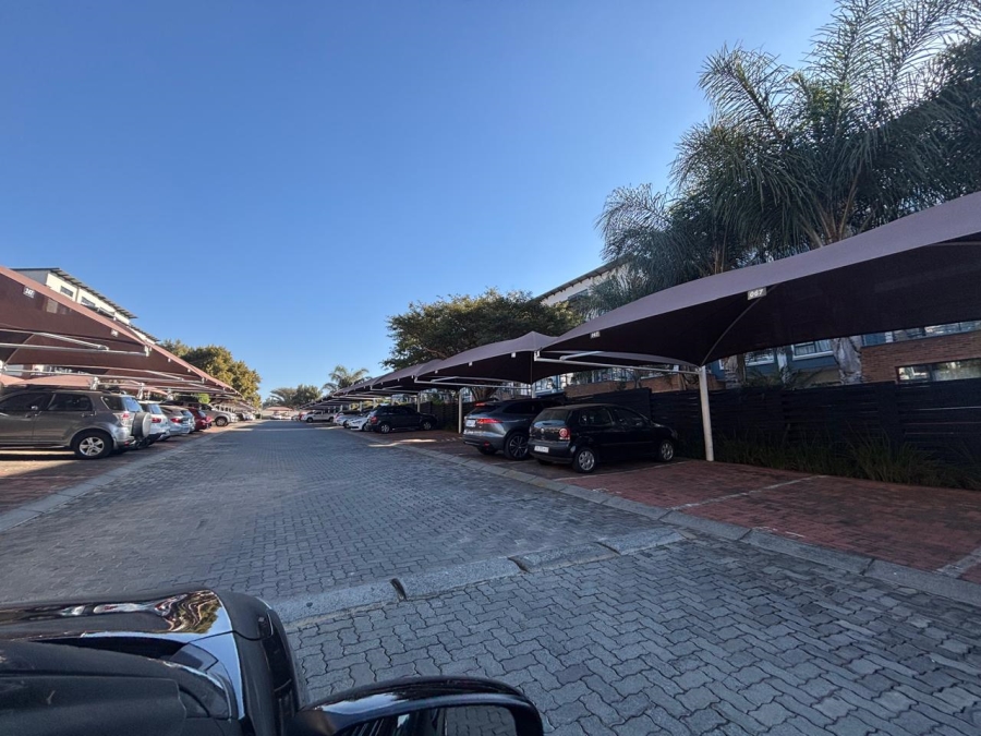 To Let 2 Bedroom Property for Rent in Greenstone Gate Gauteng