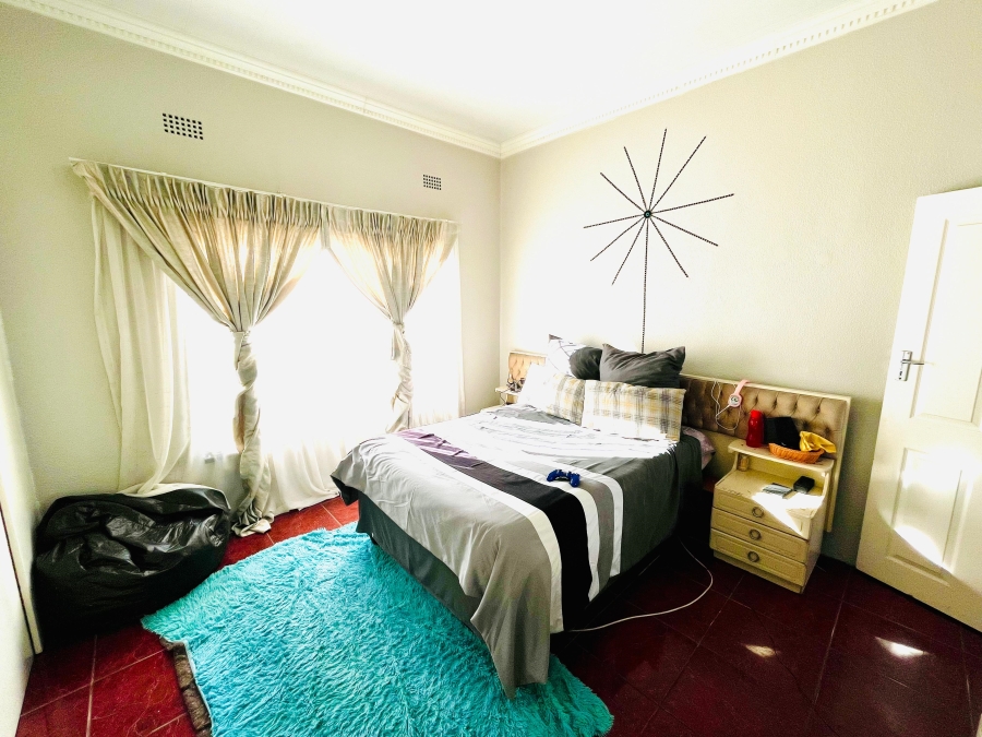 5 Bedroom Property for Sale in Brackenhurst Gauteng