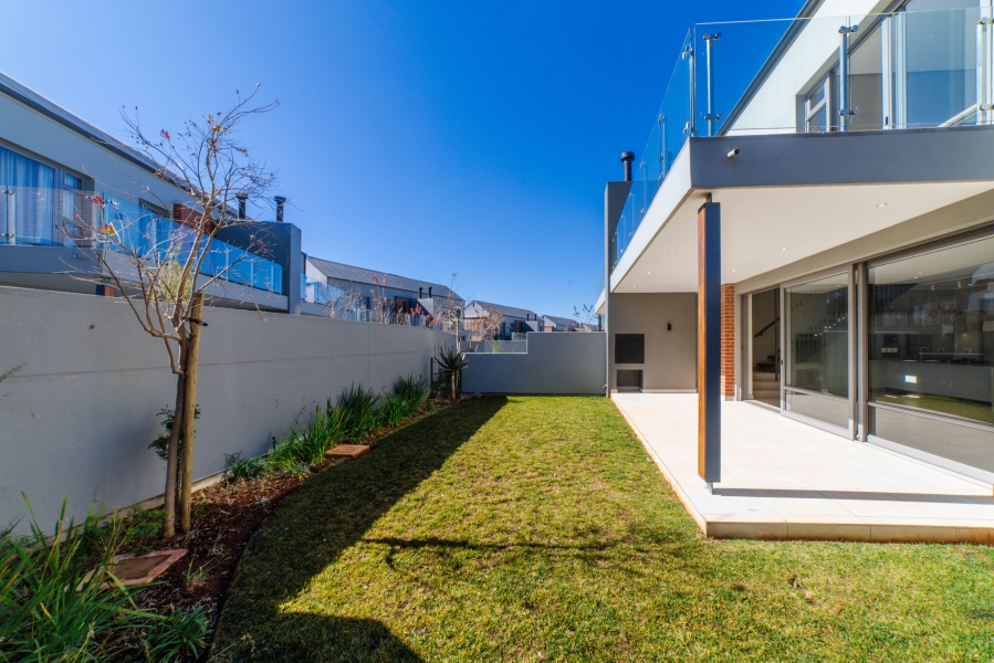 To Let 3 Bedroom Property for Rent in Serengeti Lifestyle Estate Gauteng