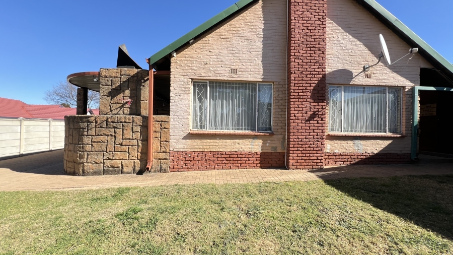 3 Bedroom Property for Sale in Dan Pienaarville Gauteng