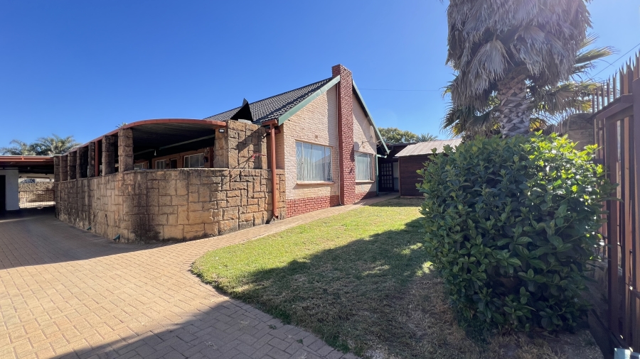 3 Bedroom Property for Sale in Dan Pienaarville Gauteng