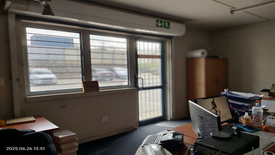 To Let commercial Property for Rent in Strijdom Park Gauteng