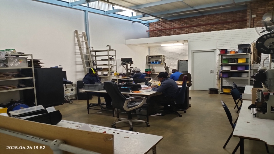 To Let commercial Property for Rent in Strijdom Park Gauteng