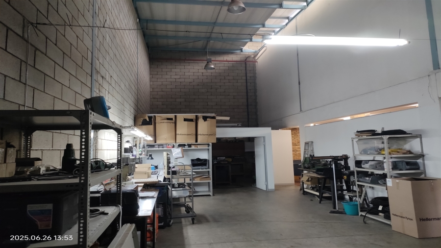 To Let commercial Property for Rent in Strijdom Park Gauteng