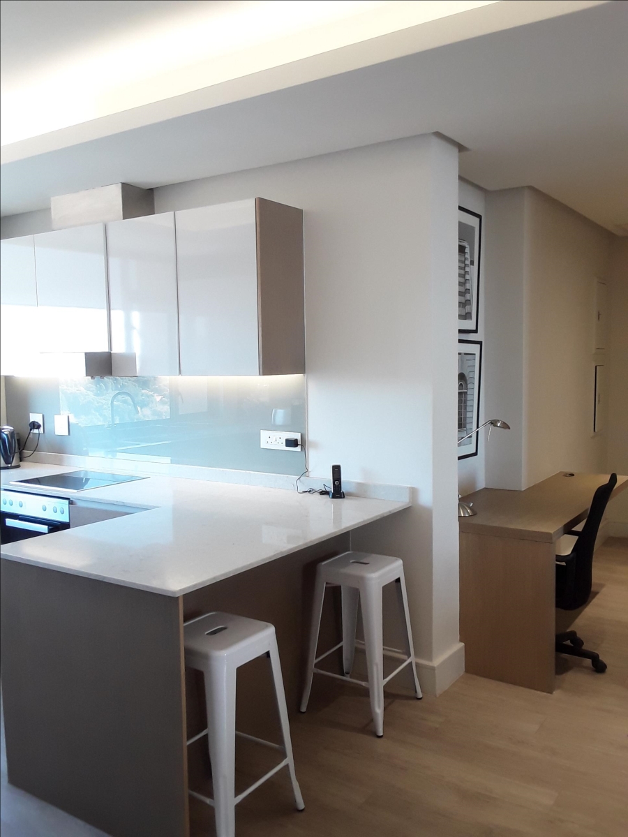 To Let 2 Bedroom Property for Rent in Sandown Gauteng